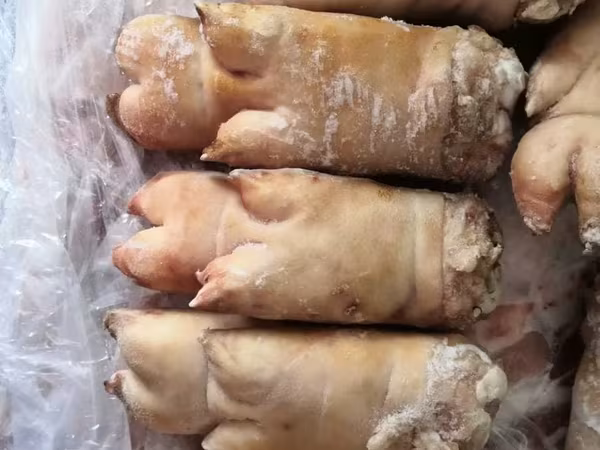 Ноги свиные(передние и задние)