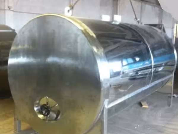 Танк  горизонтальный с рубашкой 10000л