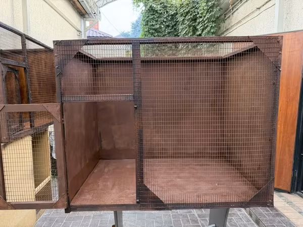 Большой модульный вольер/блок клеток для животных и птицы. Описание