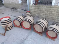 Vând și fac la comanda butoaie poloboace din lemn de stejar — 照片 4