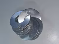 Vindem coliere din aluminiu pentru chinchila (șinșila,chinchila,шиншила) — फ़ोटो 4